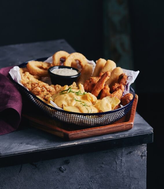 Meals,,fried,Chicken,Legs,With,French,Fries Meals,,fried,Chicken,Legs,With,French,Fries